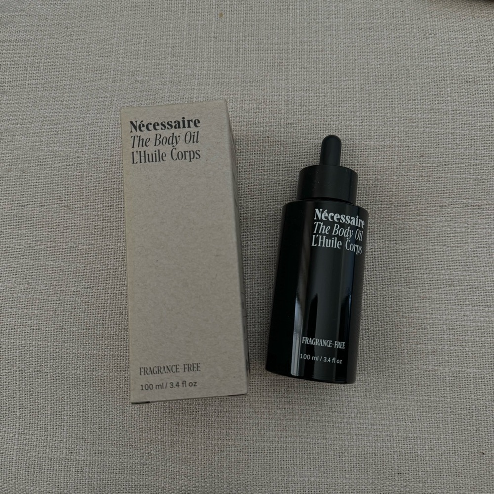 The Body Oil Necessaire full size